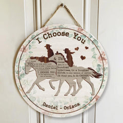 I Choose You To Do Life With Hand In Hand I'd Find You - Personalized Round Wooden Sign - Best Gift For Him/Her For