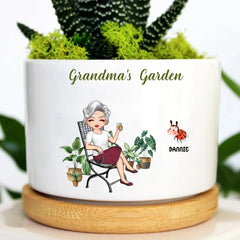 Personalized Mother's Day Gift Mom Grandma's Garden Nana's Love Bugs Ceramic Plant Pot